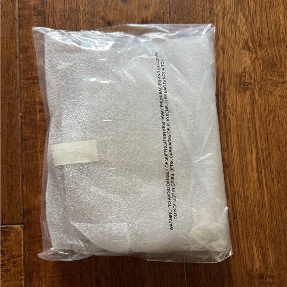 Coach X Observed By Us Heart Coin Case  NWT - Picture 4 of 4